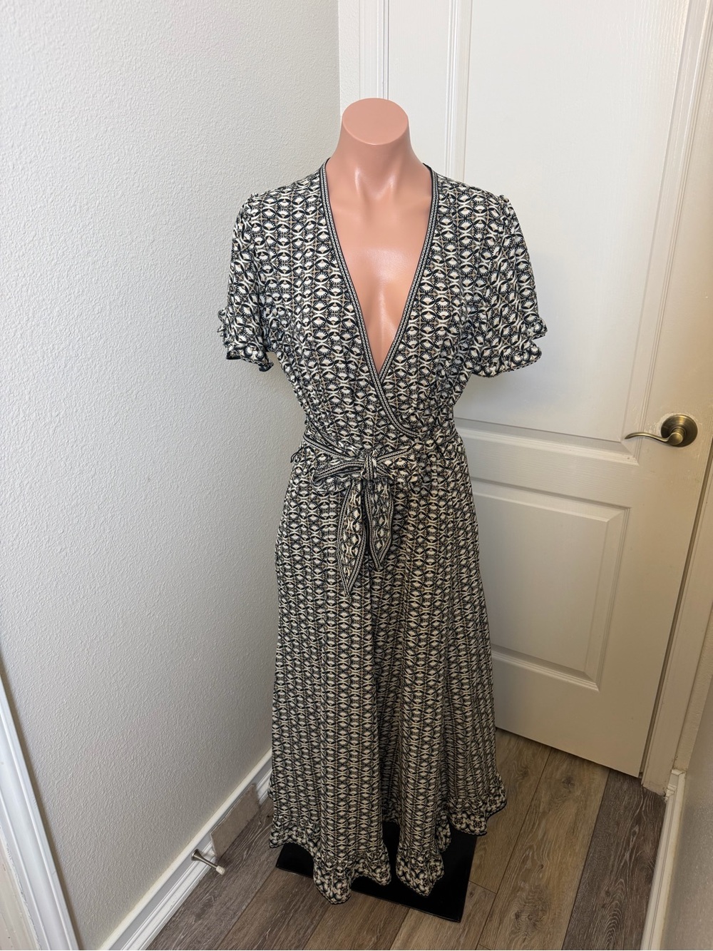 Max Studio Black and Cream Maxi Wrap Dress with Tie Waist